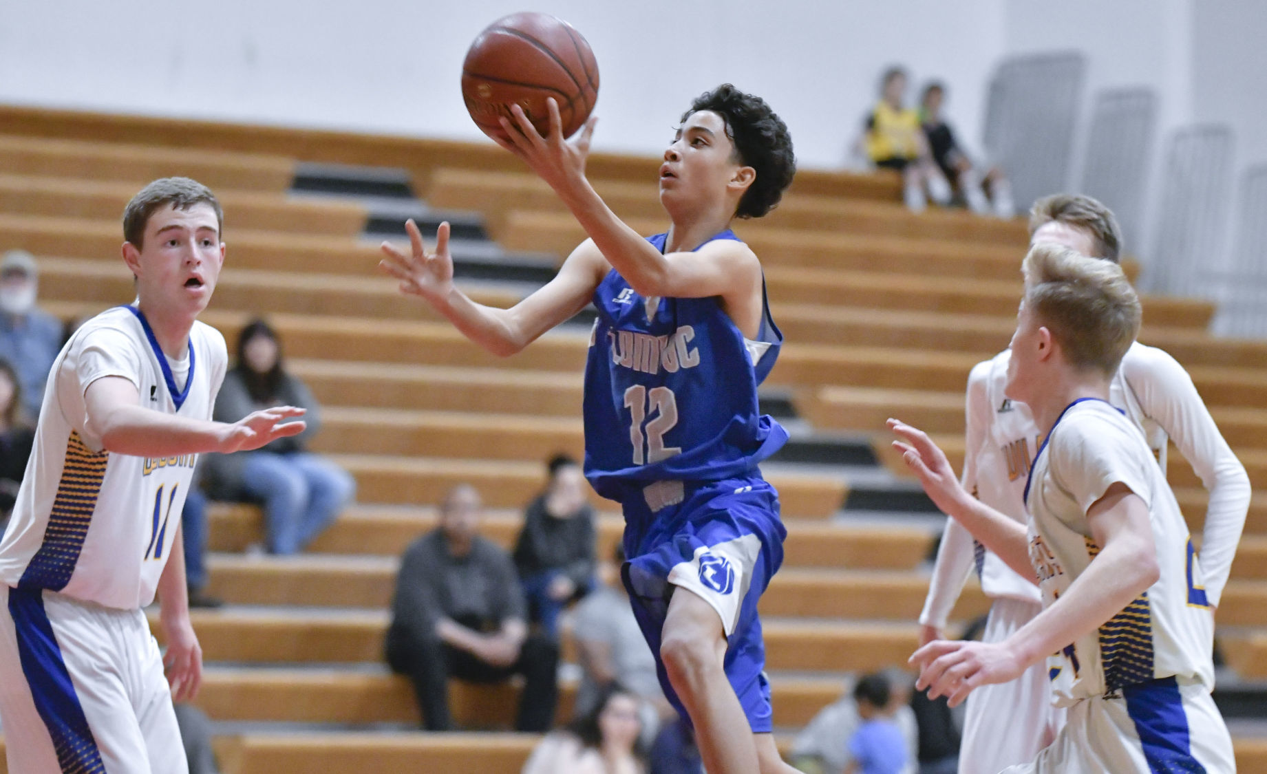 122718 Taft Lompoc b basketball 12.jpg